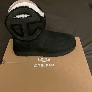 Ugg Telfar Logo mini size 10 boots